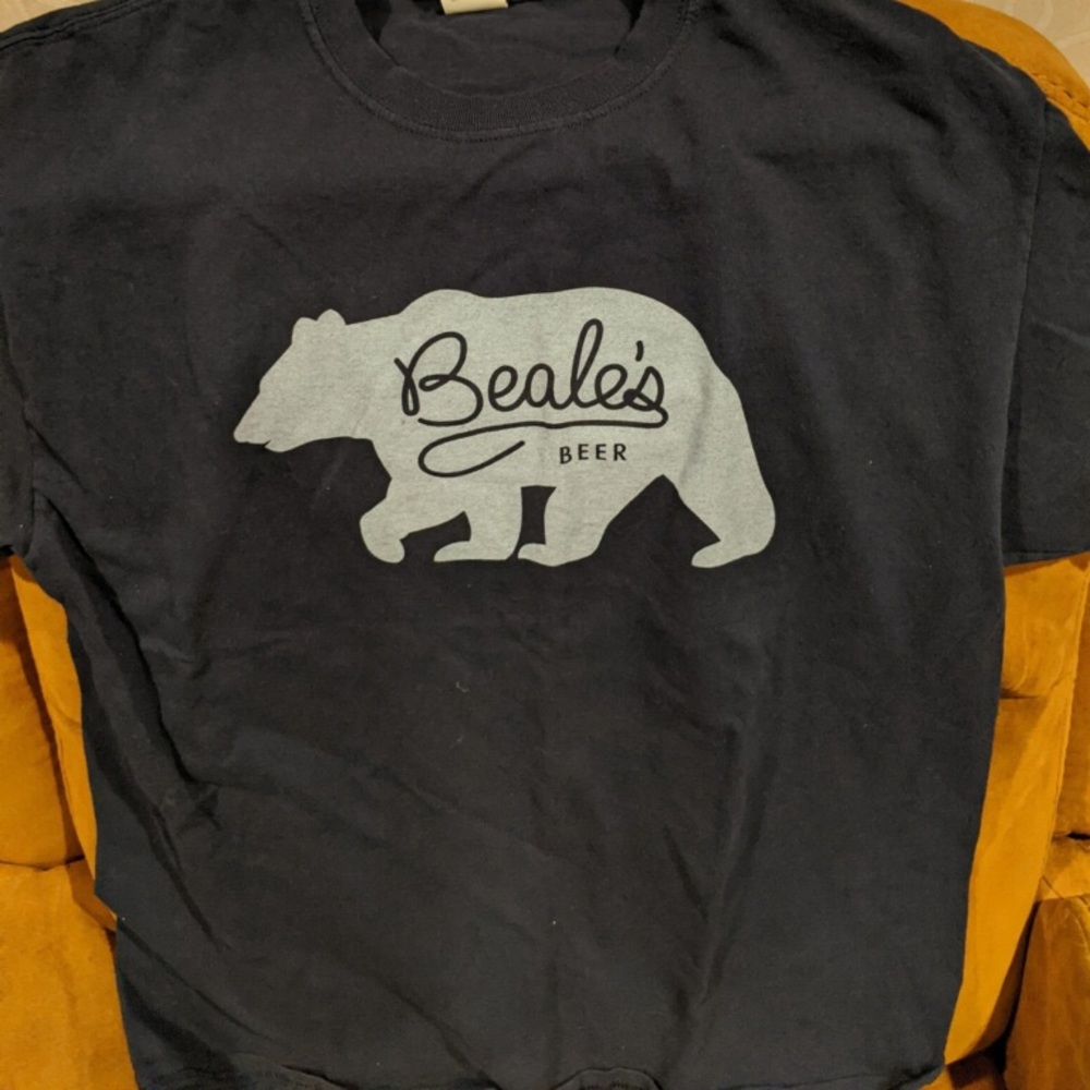 Gildan graphic Tee